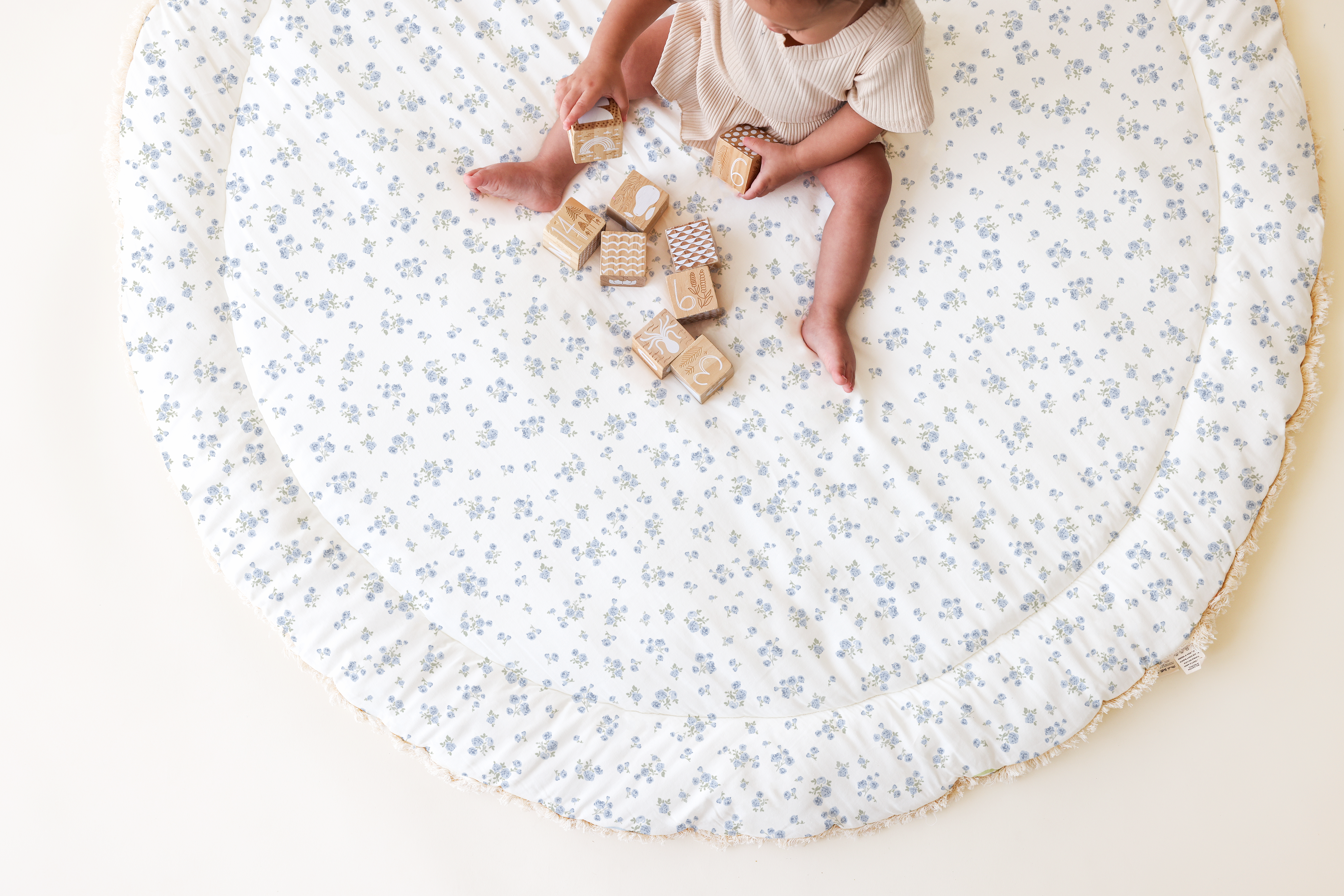 Organic Baby Play Mat - Mini Roses - Makemake Organics