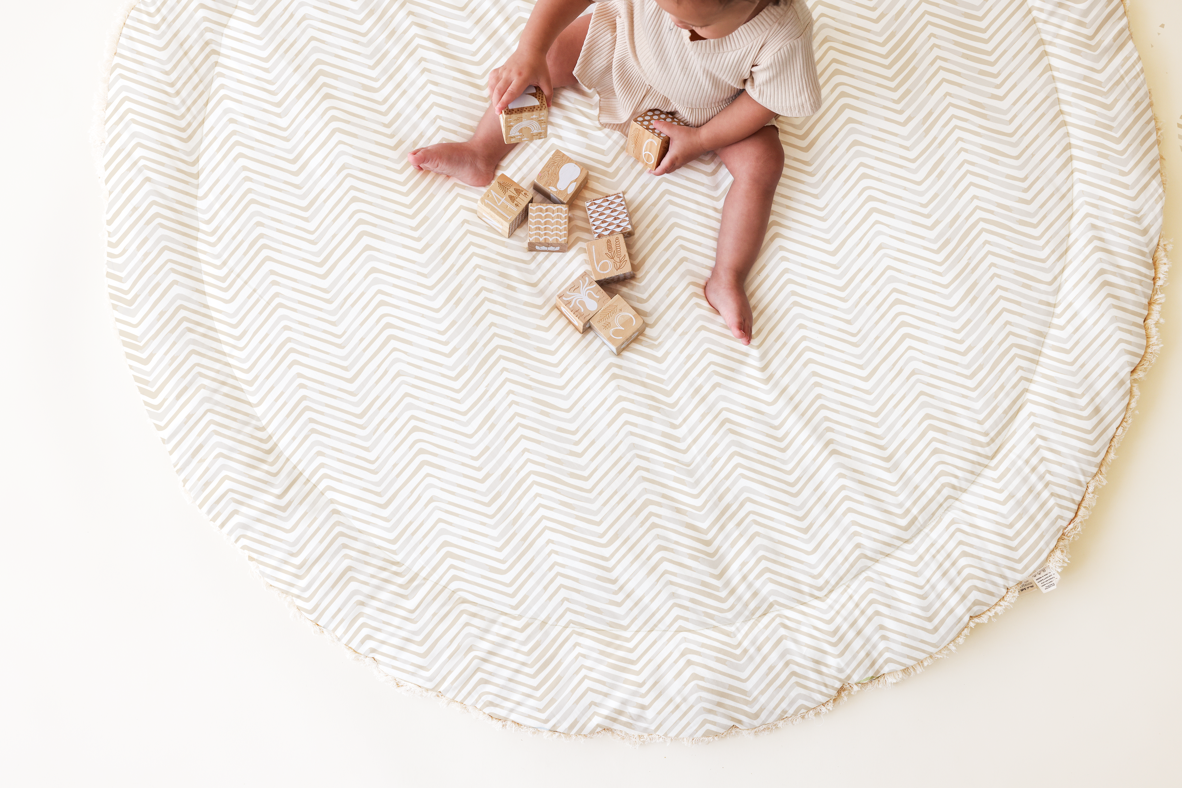 Organic Baby Play Mat - Herringbone - Makemake Organics