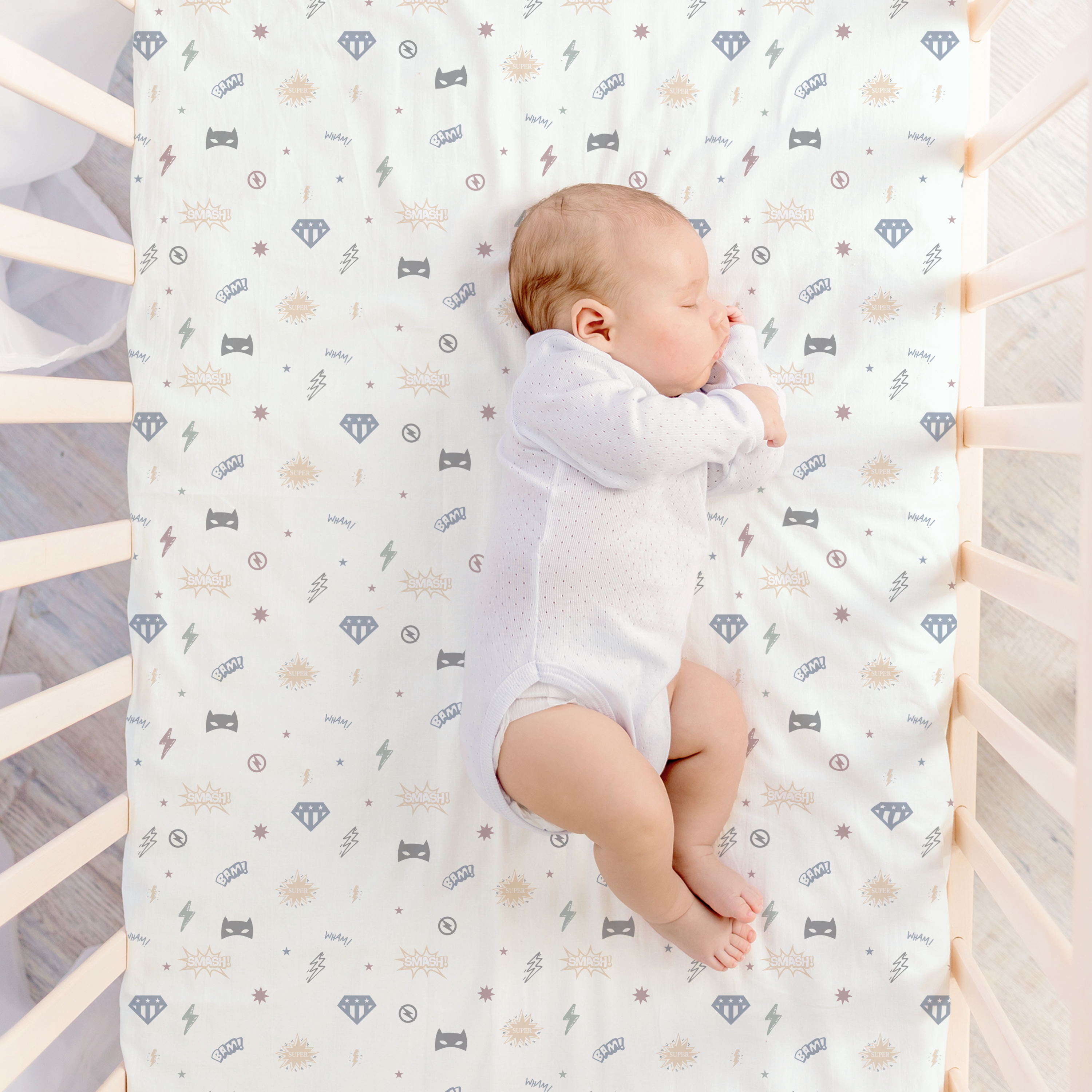 Organic Crib Sheet - Mighty Heros - Makemake Organics
