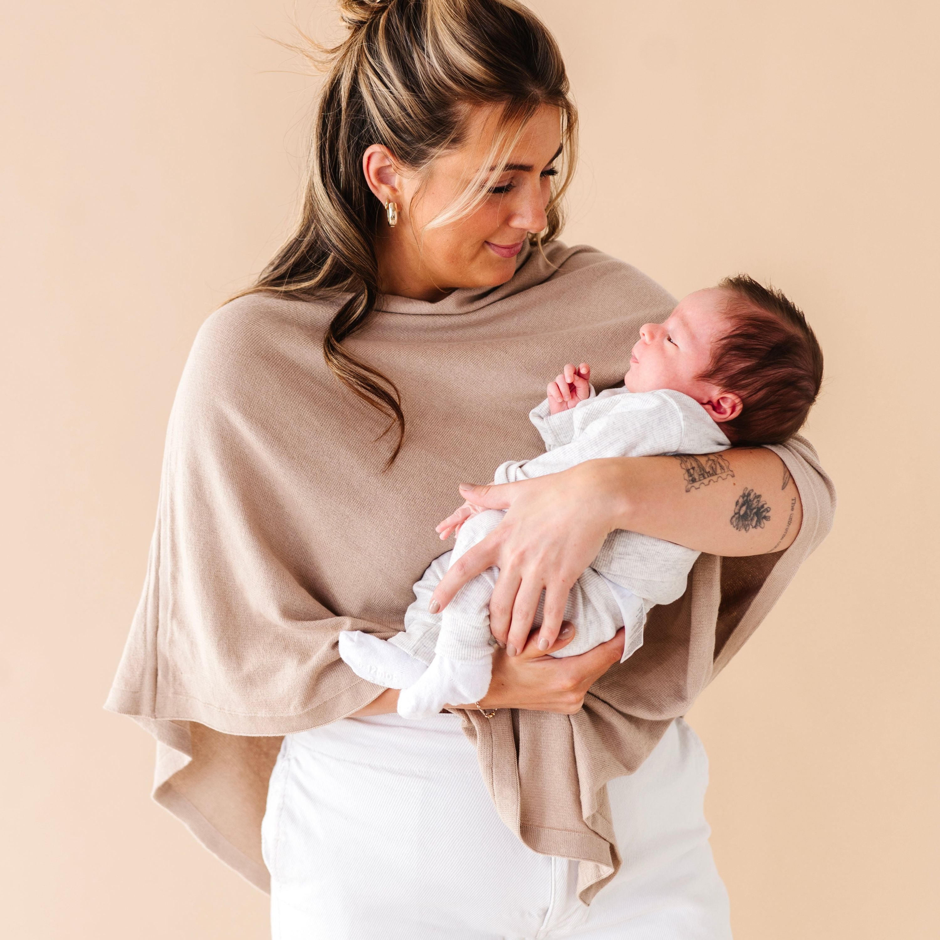 Organic Nursing Shawl Cover - Sand - Makemake Organics