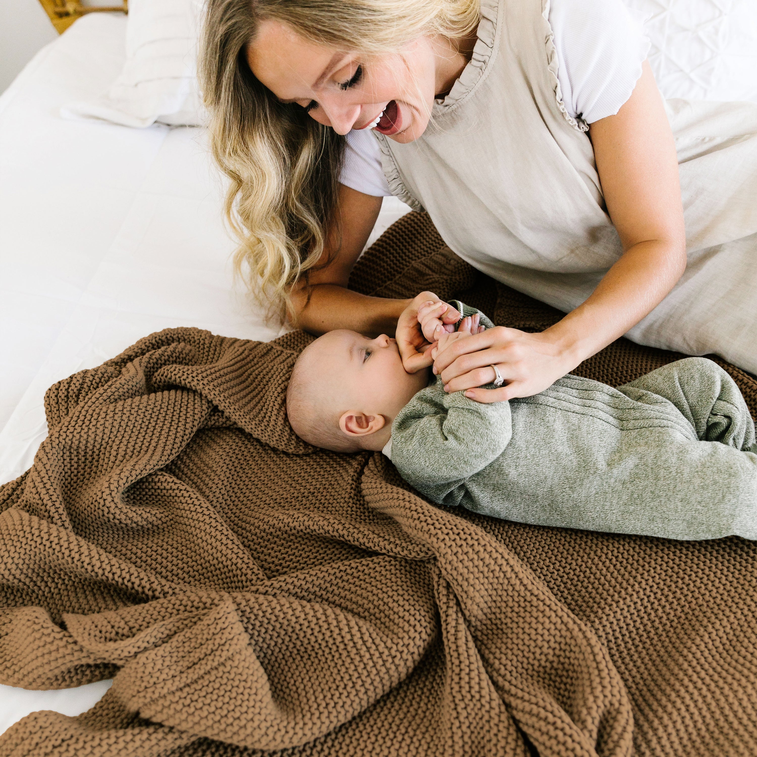 Organic Knit Throw Blanket - Brown - Makemake Organics