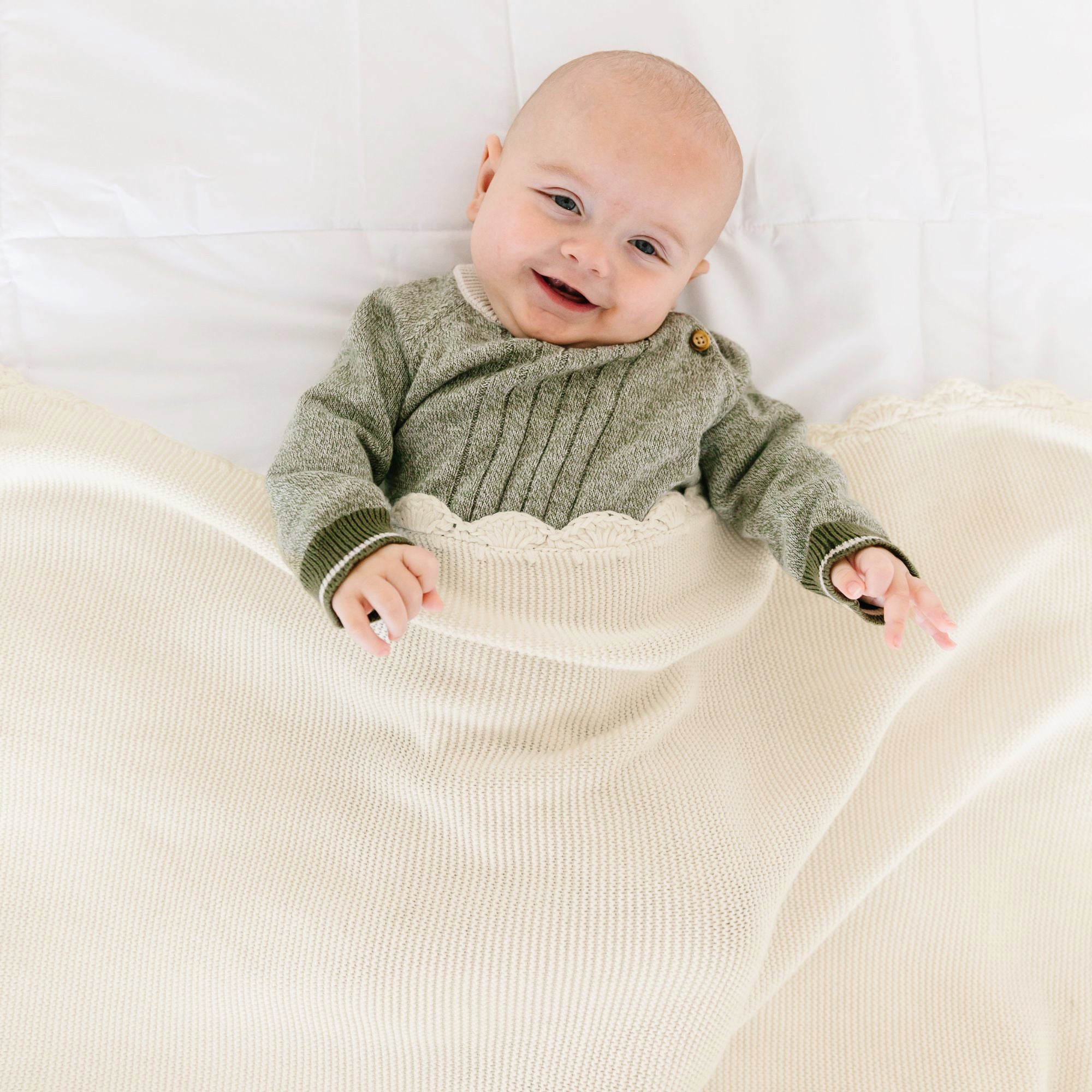 Organic Cotton Scalloped Baby Blanket - Vanilla - Makemake Organics