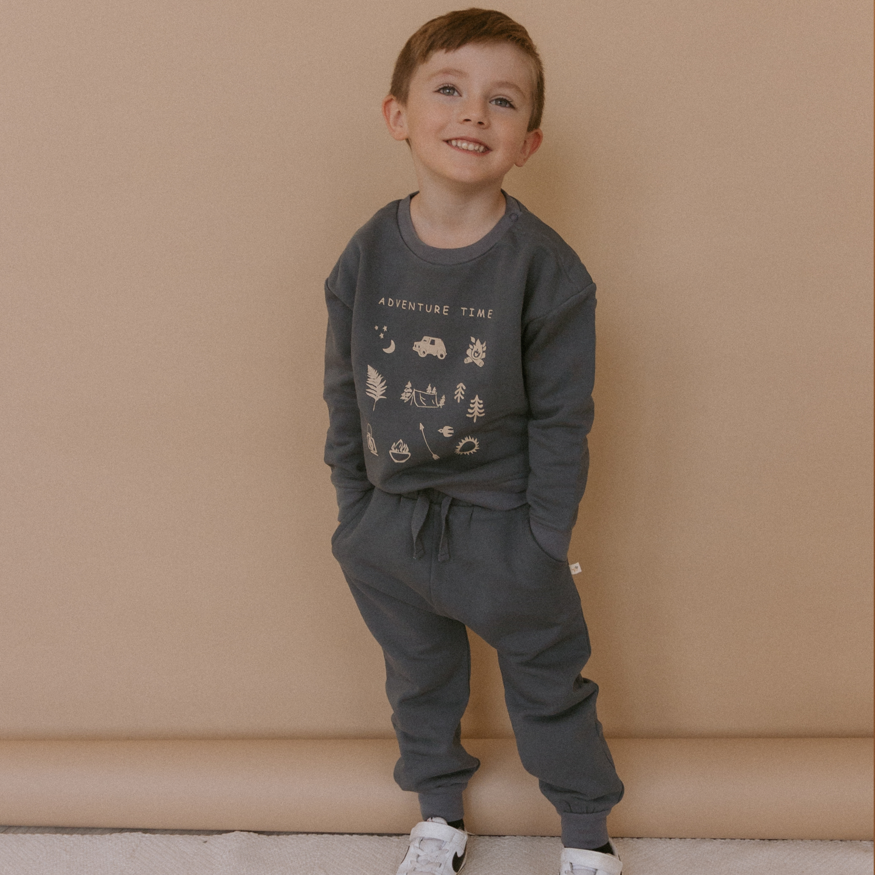 Organic Fleece Sweatshirt - Adventure - Makemake Organics
