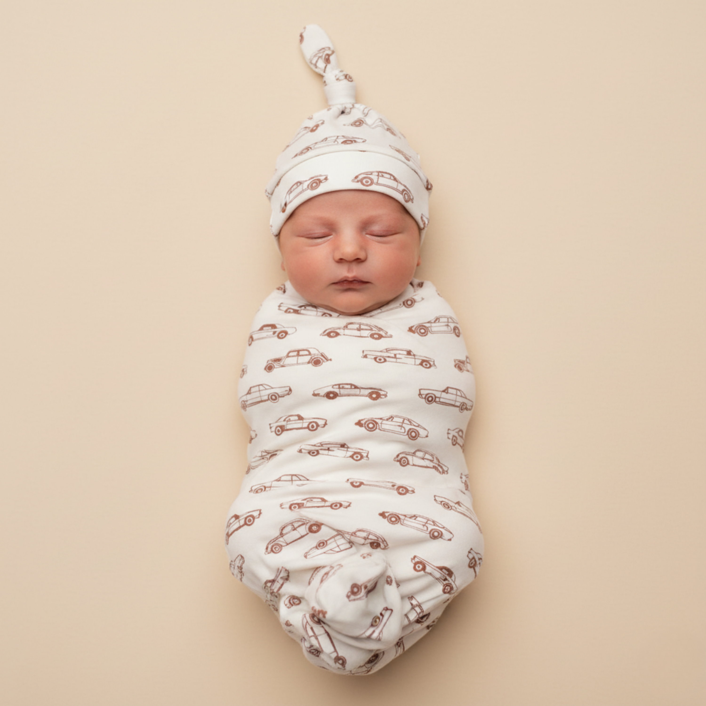 Organic Swaddle Blanket & Hat Set - Cars - Makemake Organics