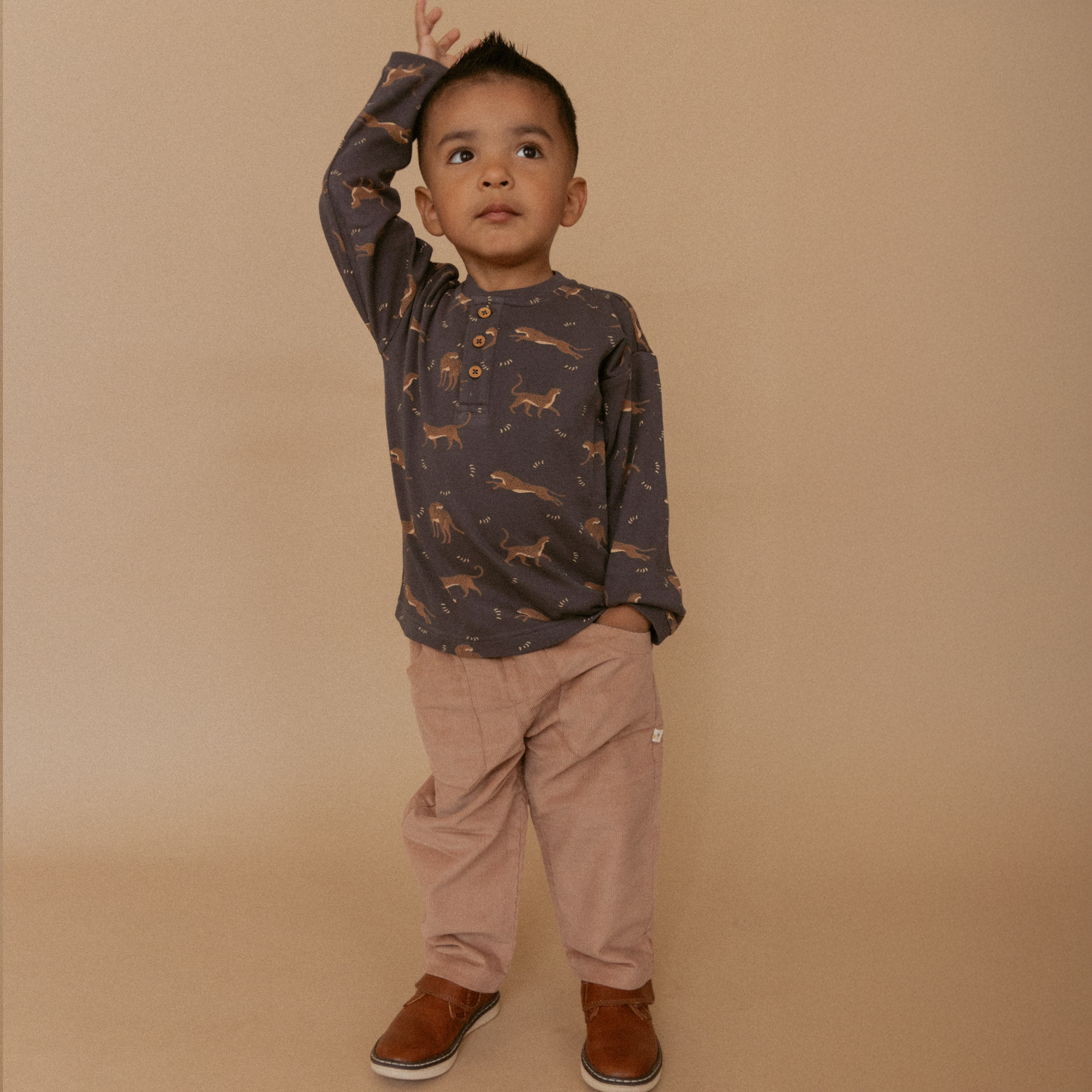 Organic Henley Tee - Leopard - Makemake Organics