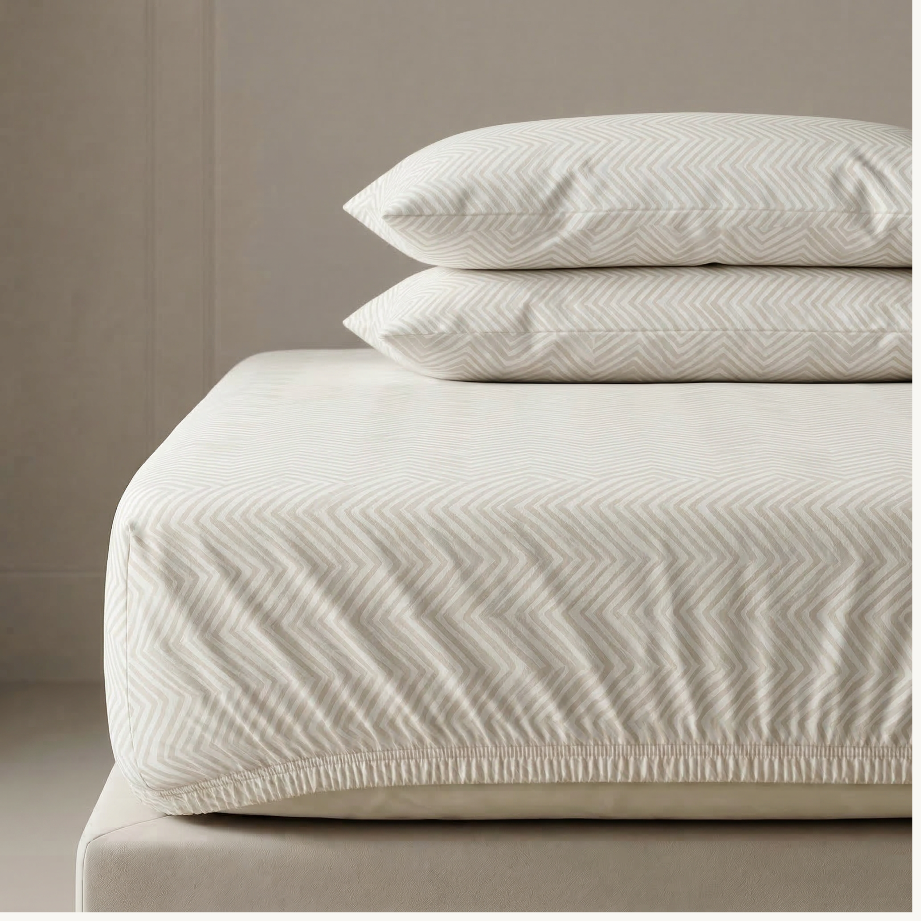 Organic Kids Fitted Sheet - Herringbone - Makemake Organics