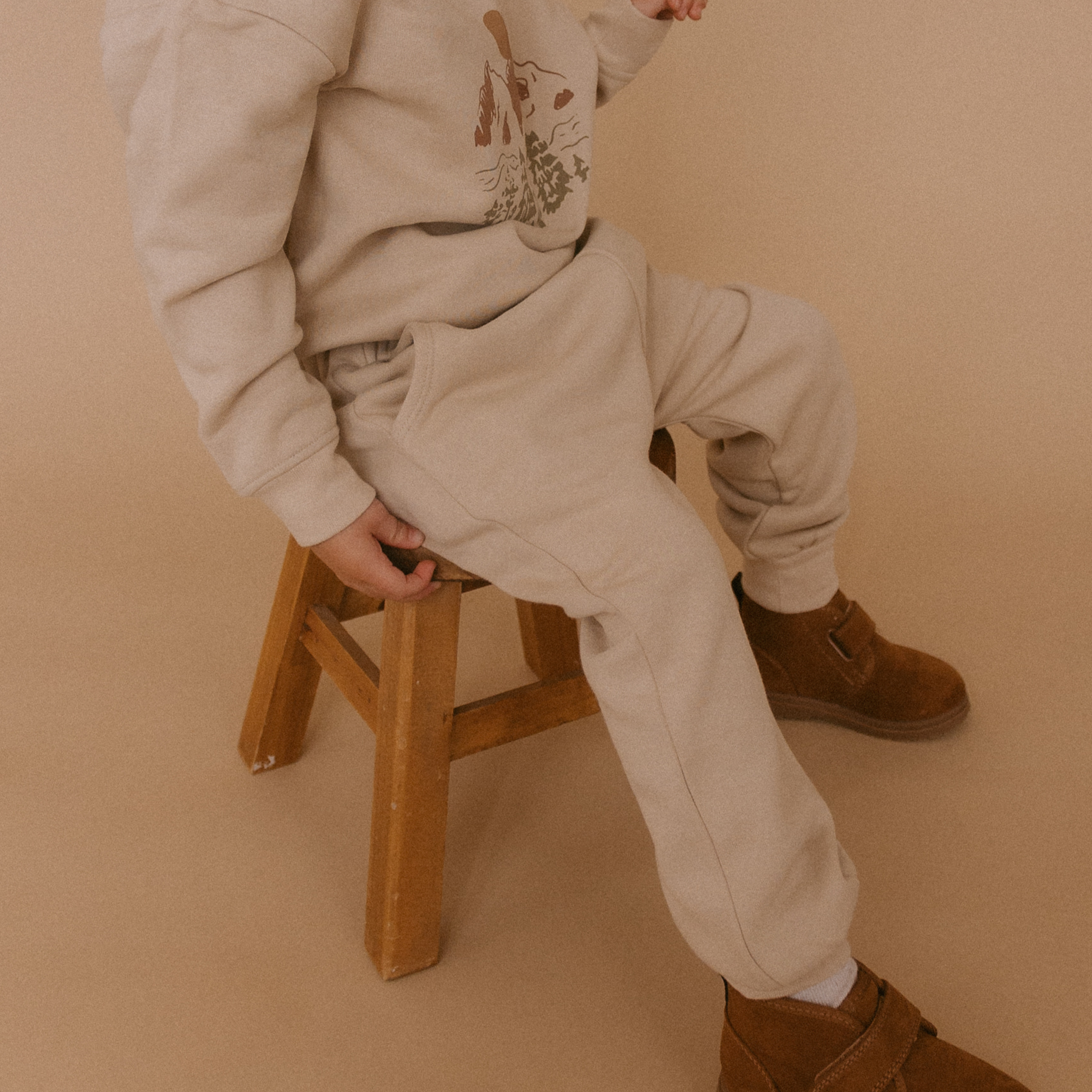 Organic Fleece Jogger Pants - Oat - Makemake Organics
