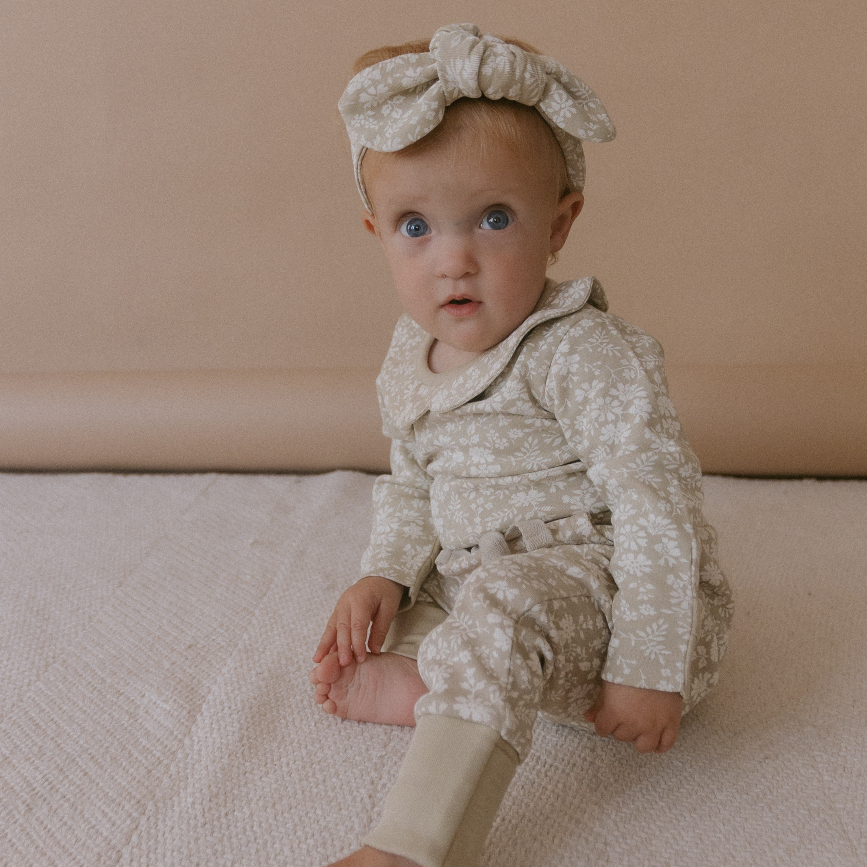 Organic Ruffle Onesie & Pants Set - Wildsage - Makemake Organics