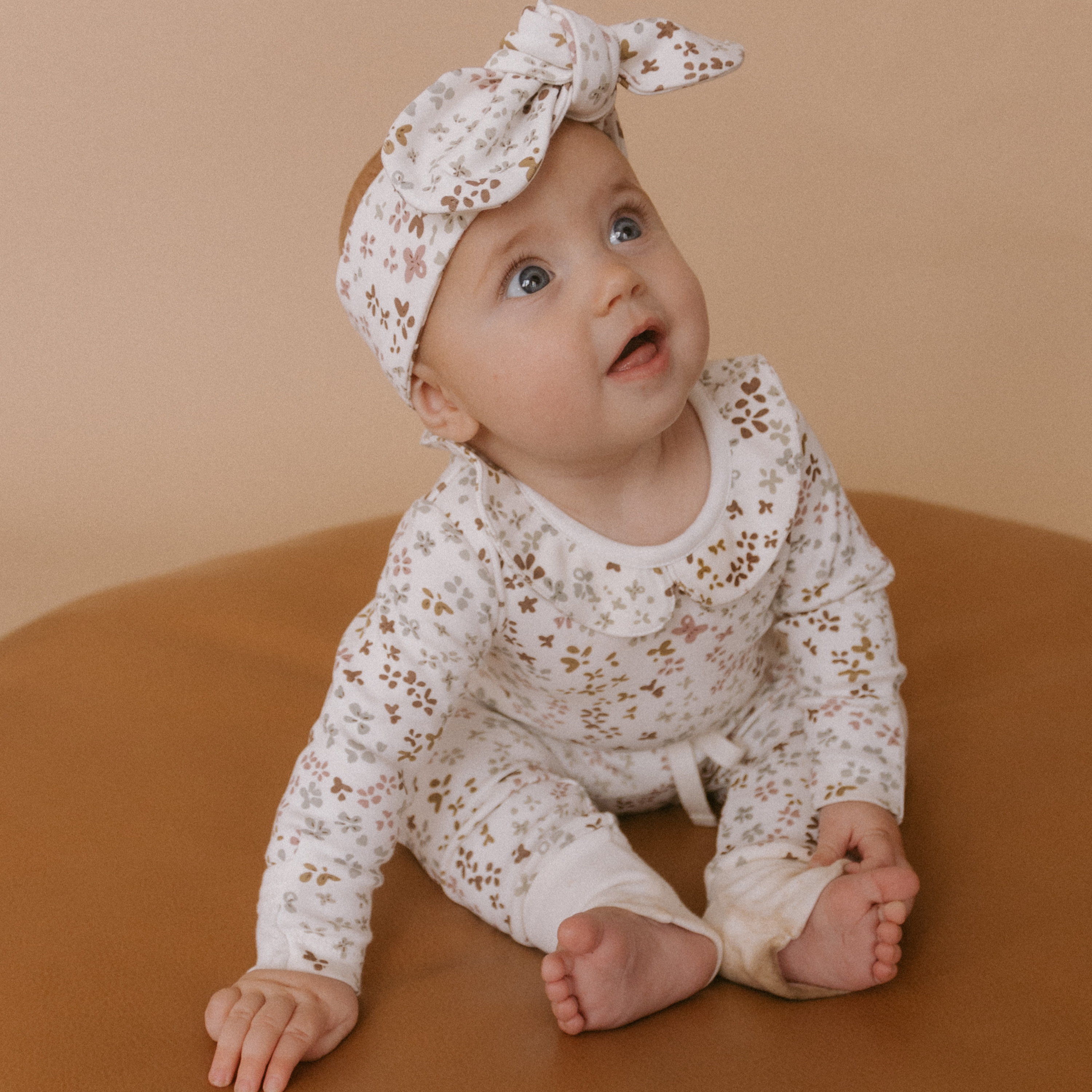 Organic Ruffle Onesie & Pants Set - Garden - Makemake Organics