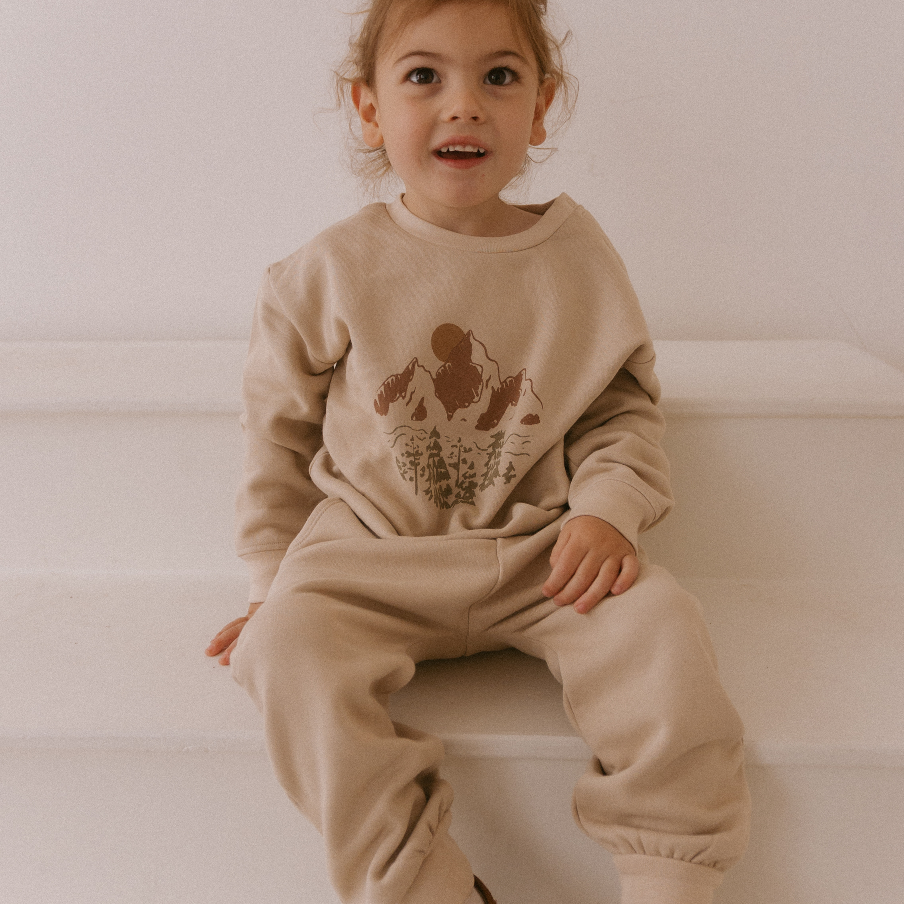 Organic Fleece Sweatshirt - Pinecrest - Makemake Organics
