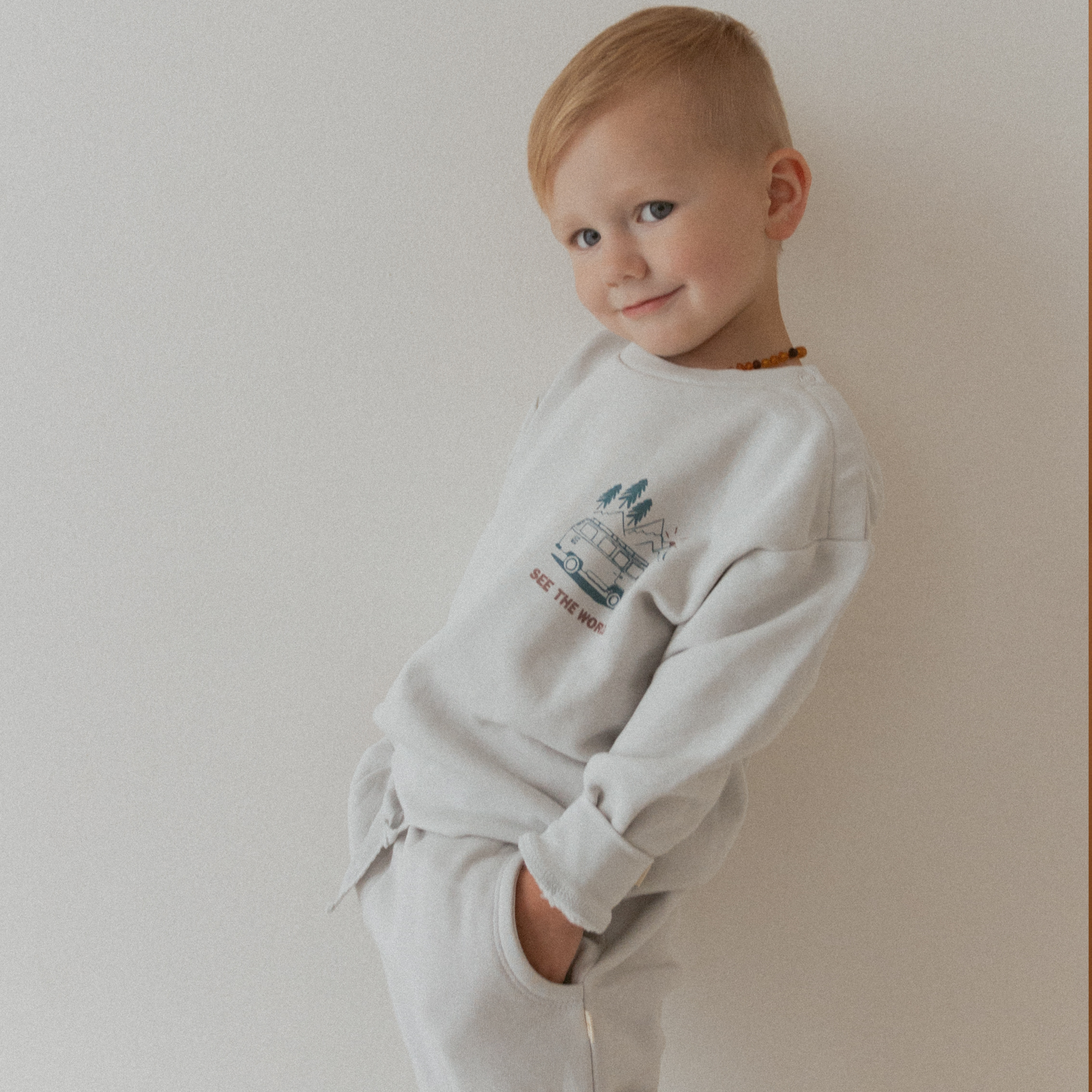 Organic Fleece Sweatshirt - Travel - Makemake Organics