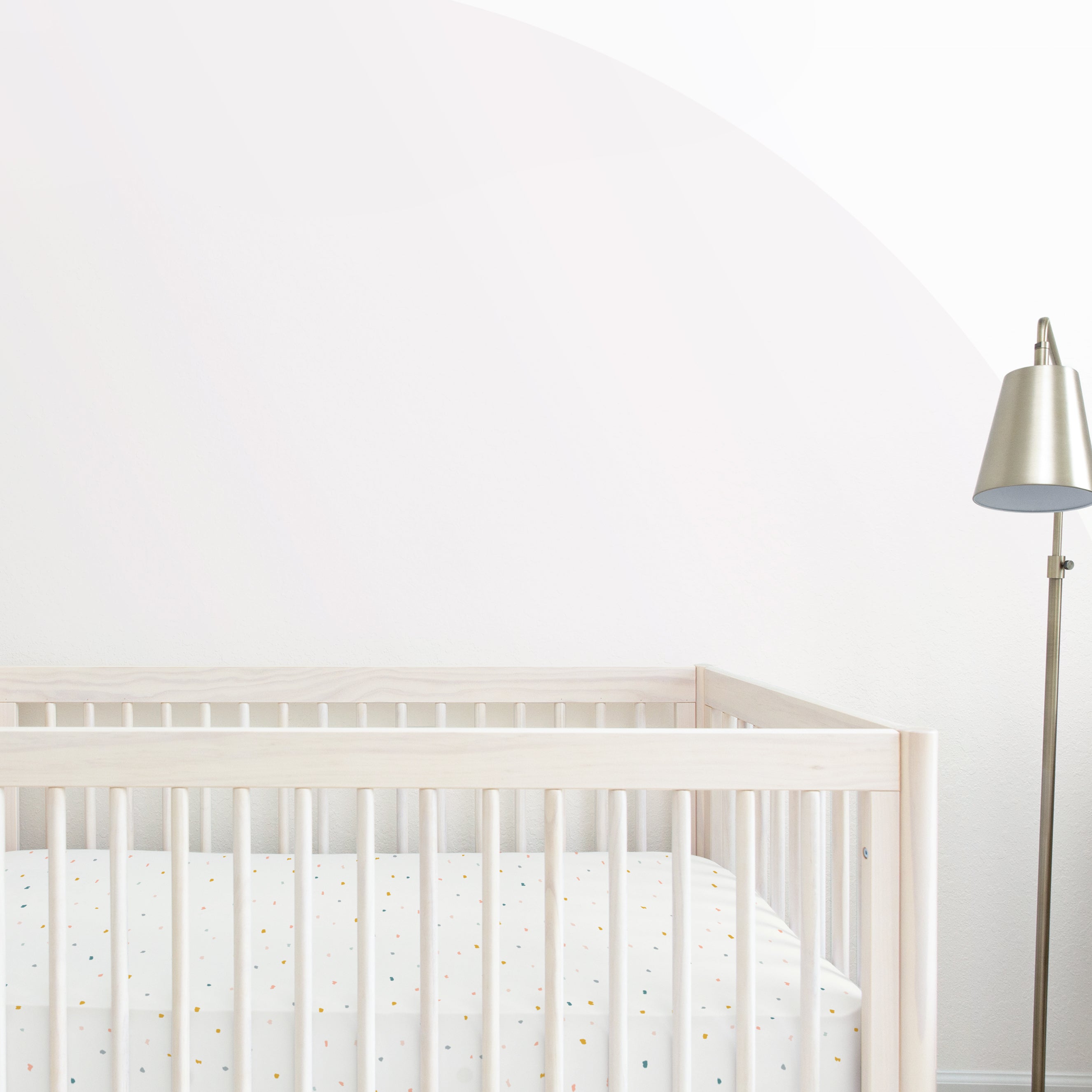 Organic Crib Sheet - Dotty (Open Box) - Makemake Organics